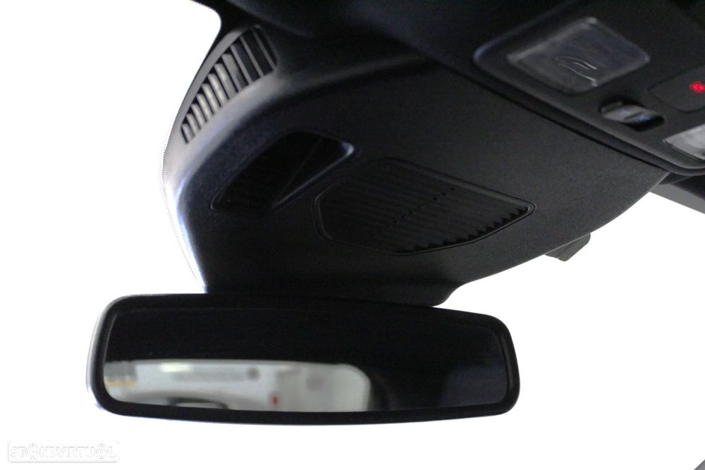 Ford Kuga 1.5 EcoBoost ST-LINE - 22