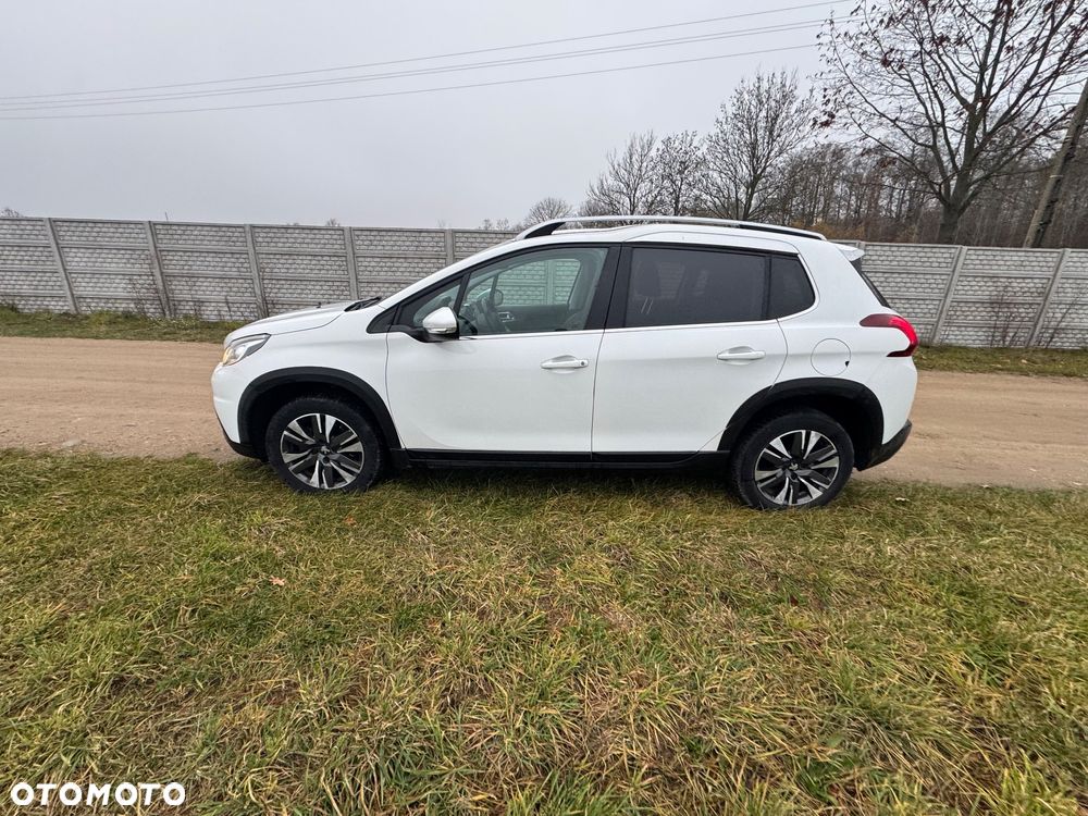 Peugeot 2008 BlueHDi FAP 120 STOP & START EAT6 Allure - 10