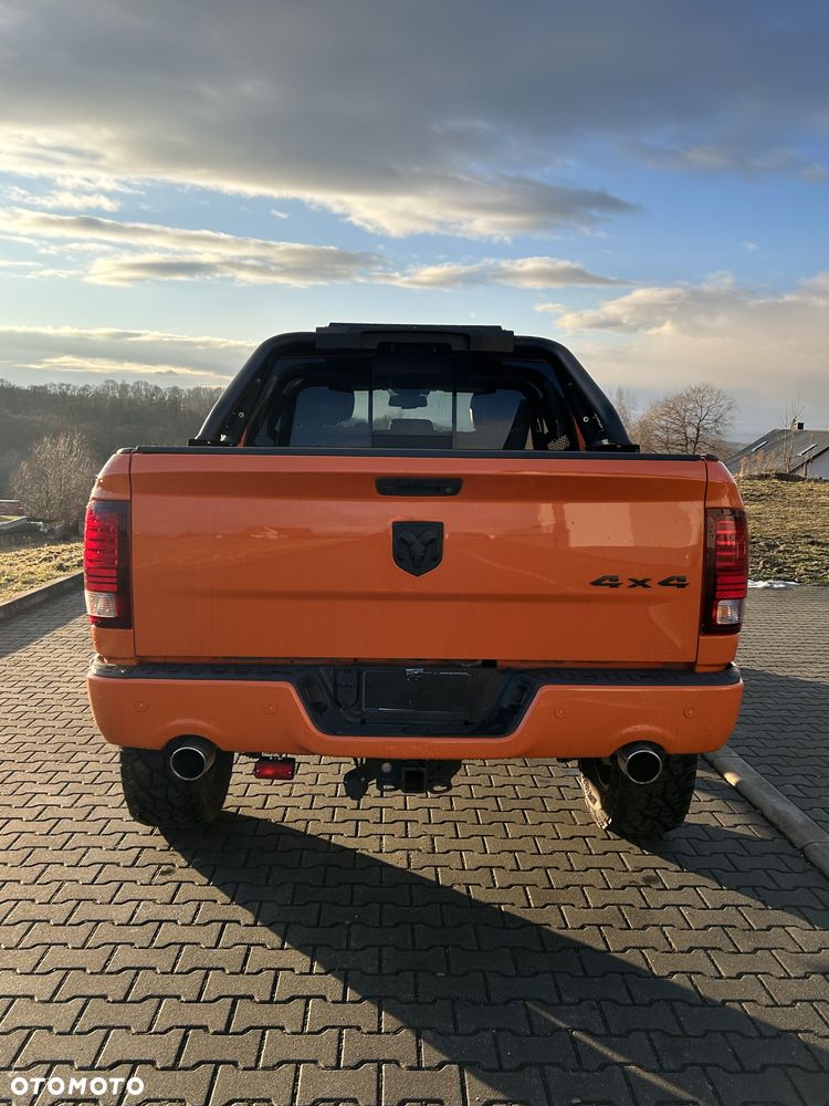 Dodge RAM - 22