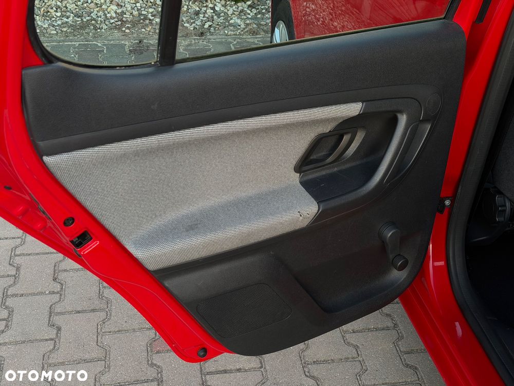 Skoda Fabia 1.2 HTP Active - 18