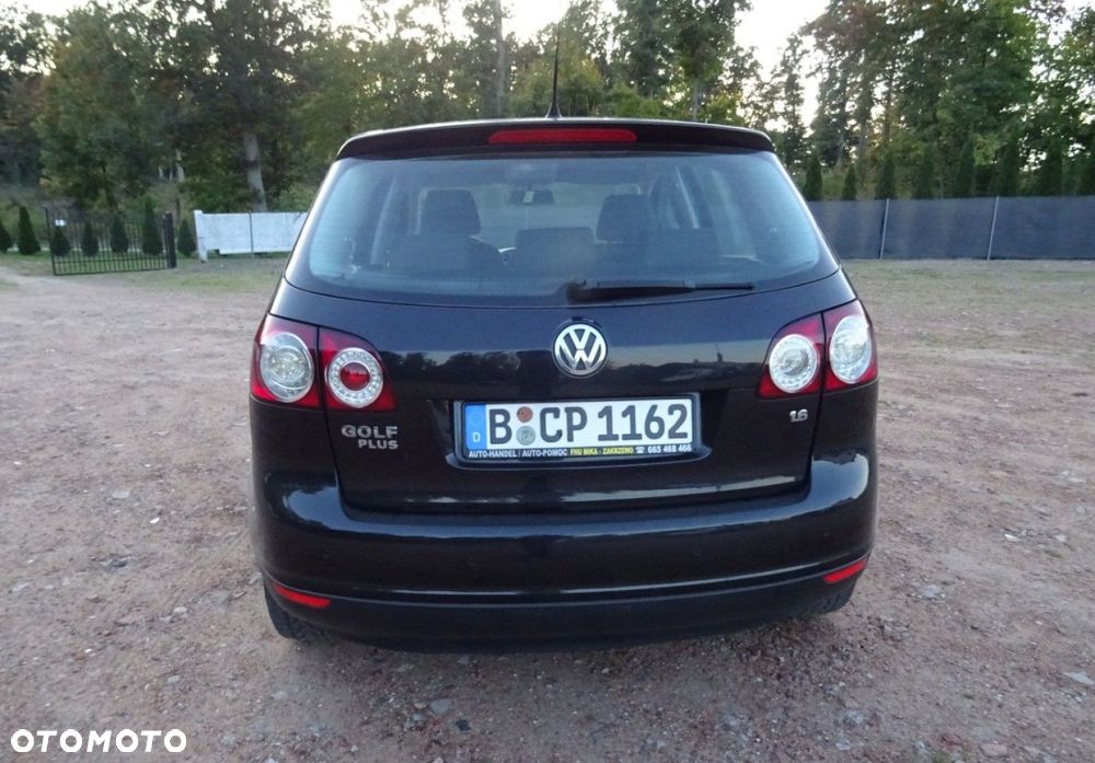 Volkswagen Golf Plus - 17