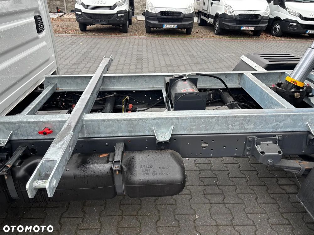 Iveco DAILY 65C15,,65C17,,65C18,,70C15,,70C17,,72C17,,72C18 - 8