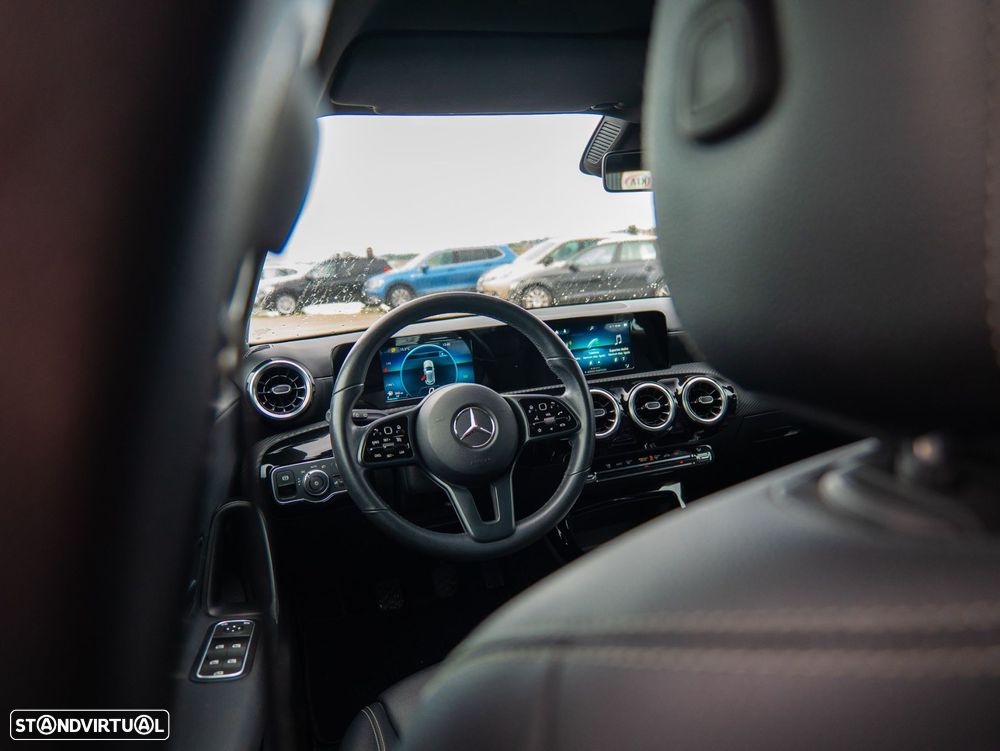 Mercedes-Benz A 180 d Business Solutions - 25