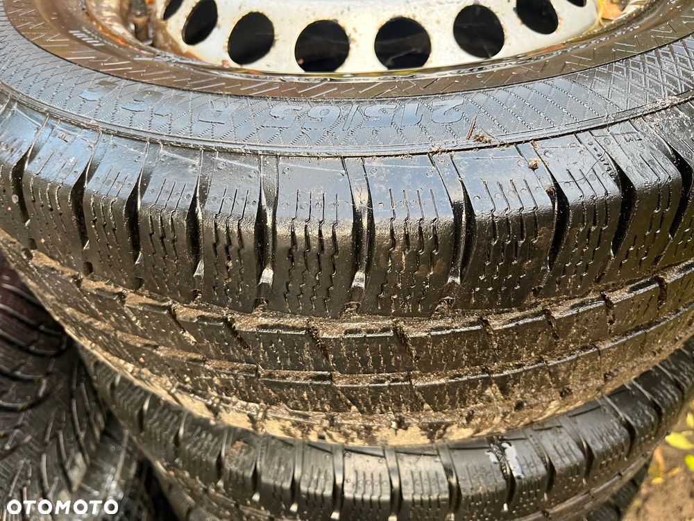 Volkswagen Caravelle - 24