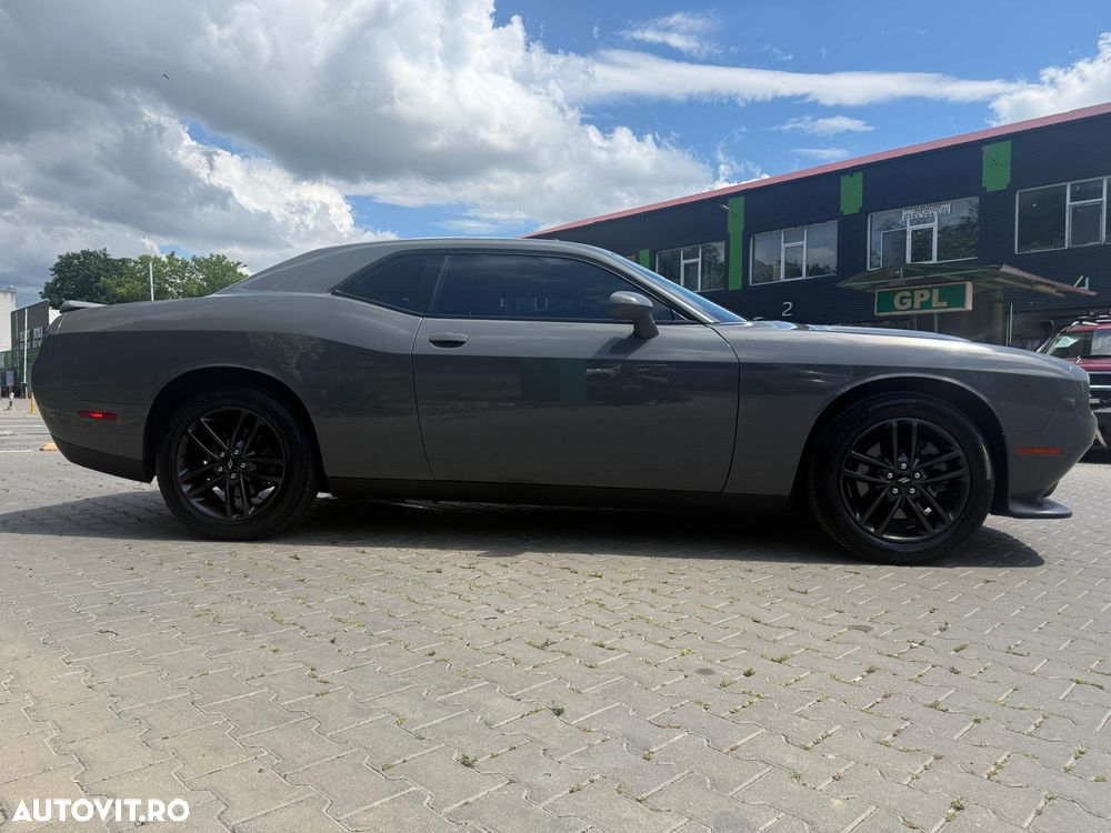 Dodge Challenger Automatik SXT Plus - 5