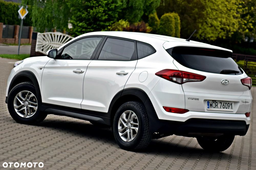 Hyundai Tucson blue 1.7 CRDi 2WD Trend - 18
