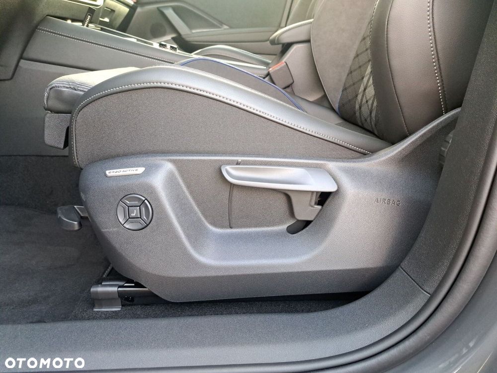 Volkswagen Tiguan 2.0 TDI 4Mot R-Line Plus DSG - 22