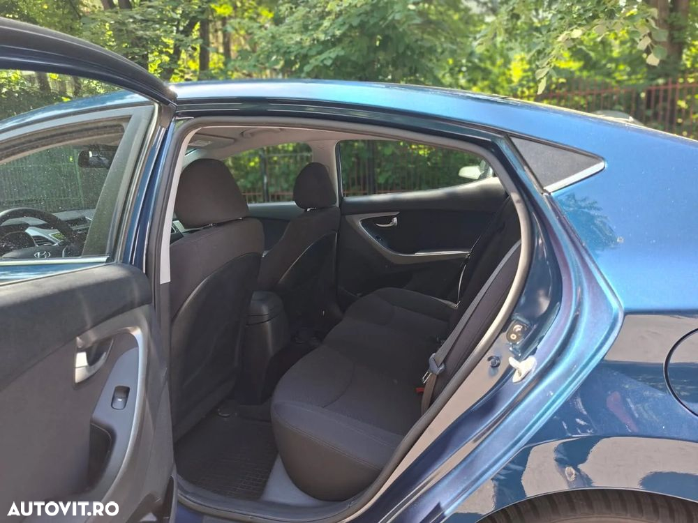 Hyundai Elantra 1.6 MPi Highway+ - 6