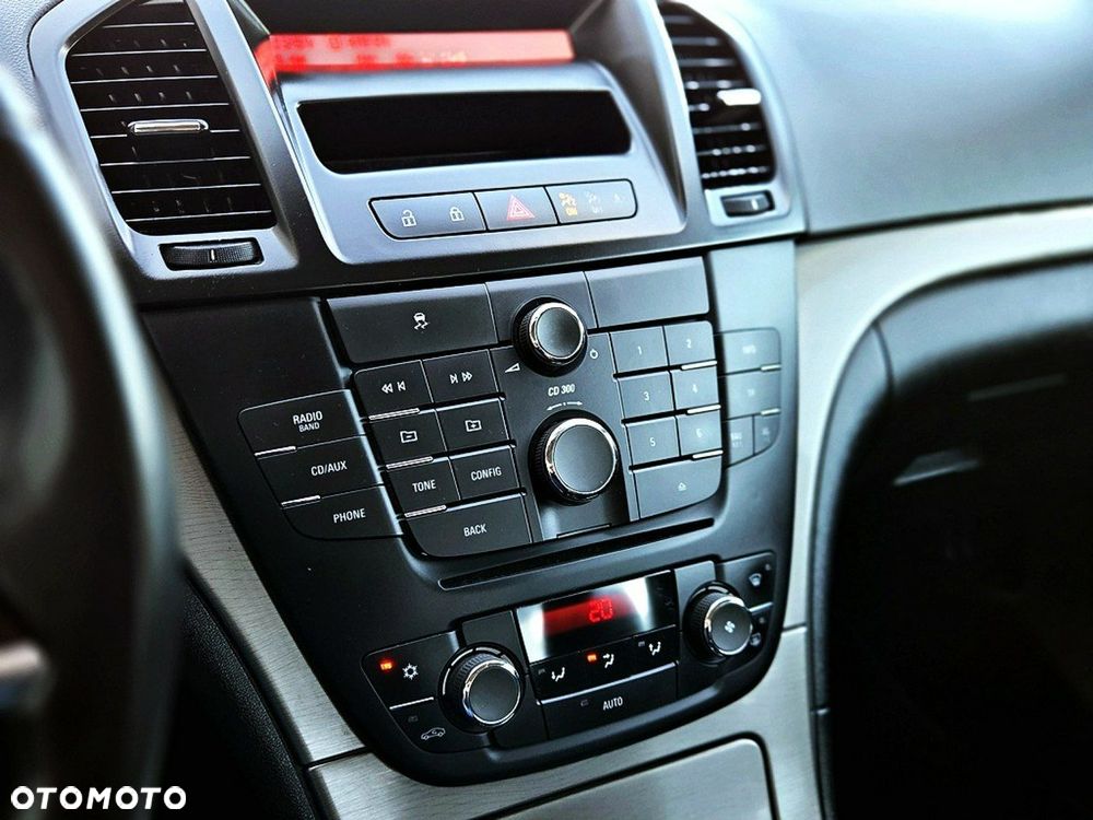 Opel Insignia - 14