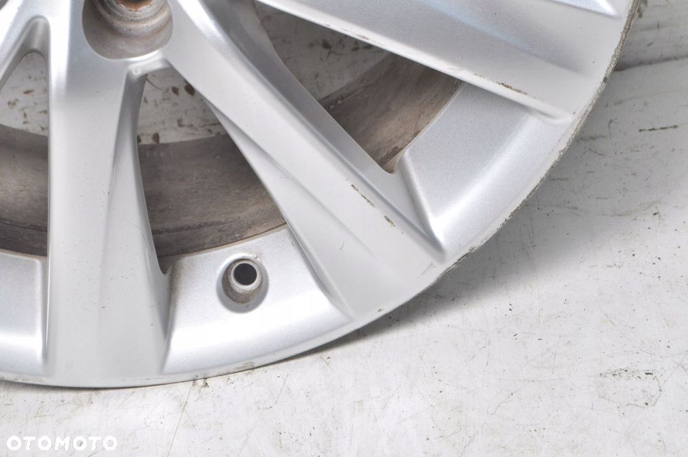LEXUS IS FELGI ALUMINIOWE R17" 7.5J  5X114.3 ET52 KOMPLET - 11