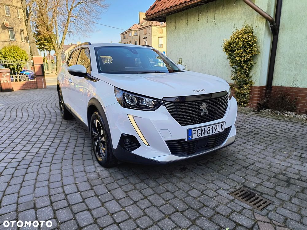 Peugeot 2008 1.5 BlueHDi Allure S&S - 9