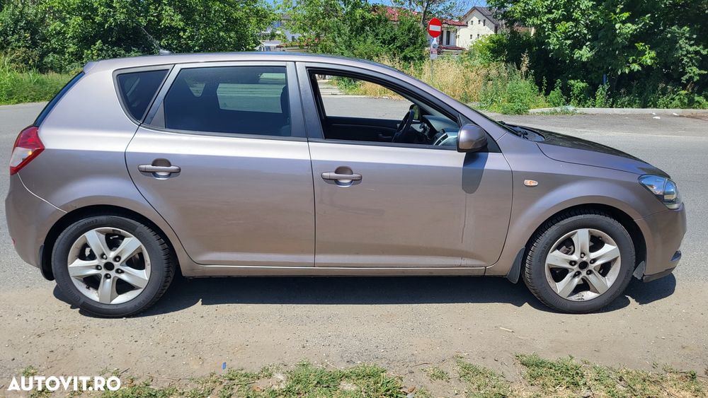 Kia Ceed 1.4 GSL CITY - 10
