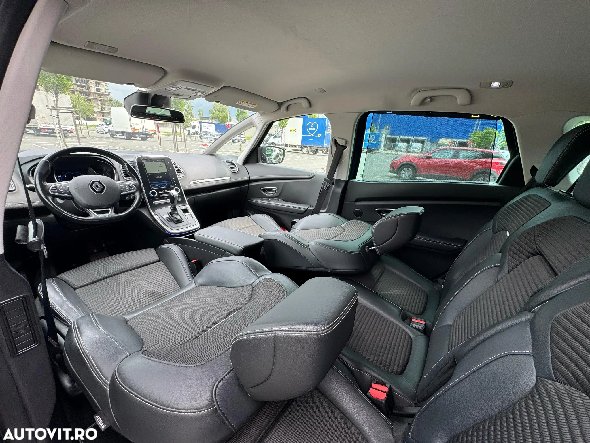 Renault Scenic BLUE dCi 120 EDC BOSE EDITION - 21