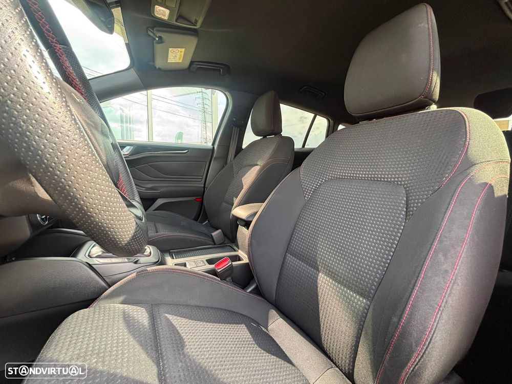 Ford Focus SW 1.5 TDCi EcoBlue ST-Line - 21