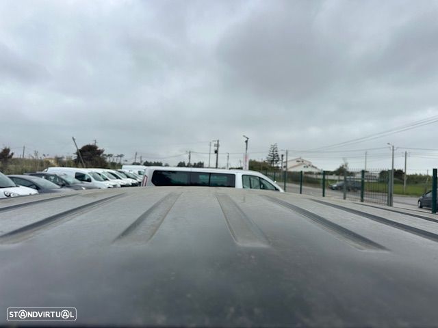 Citroën BERLINGO BERLINGO CX.AUT. 8V. 3 LUGARES C/GPS 130 CV - 17