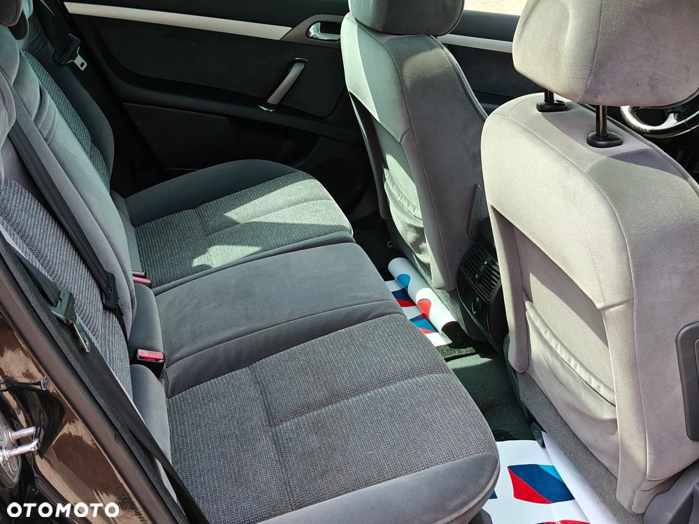Peugeot 407 HDi 110 Premium - 7