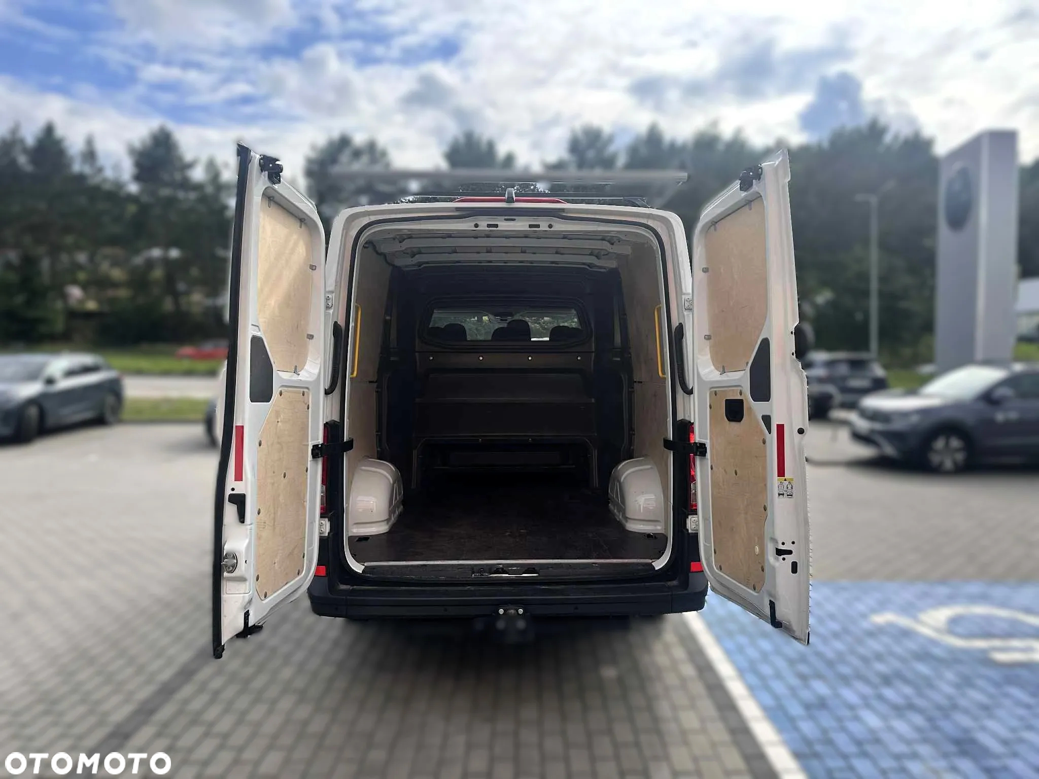 Volkswagen Crafter - 8