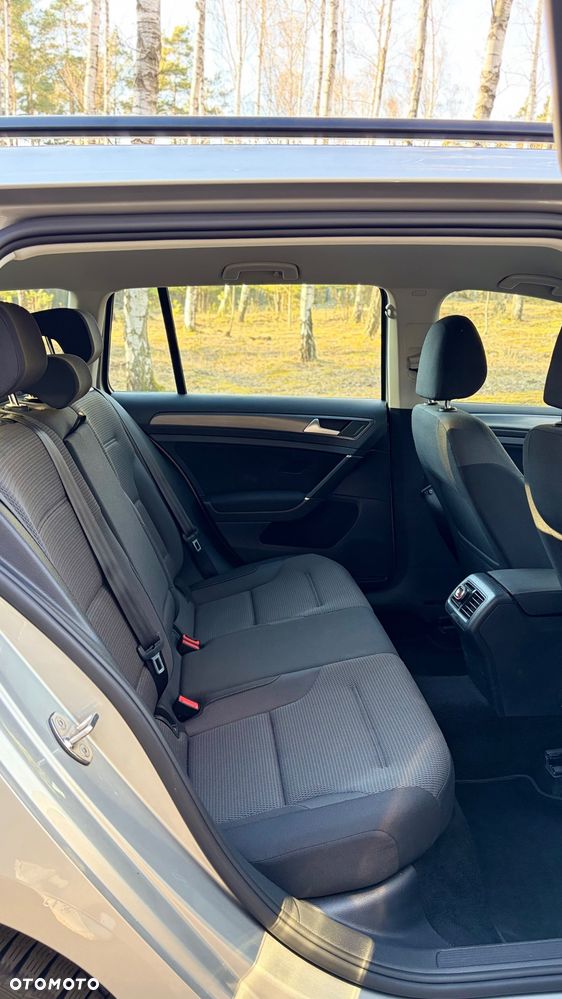 Volkswagen Golf 1.6 TDI BMT Highline - 12