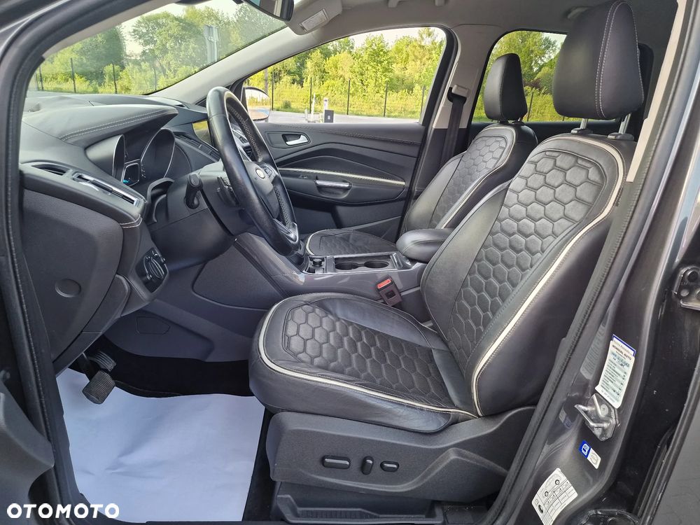 Ford Kuga 2.0 TDCi 4x4 Vignale - 22
