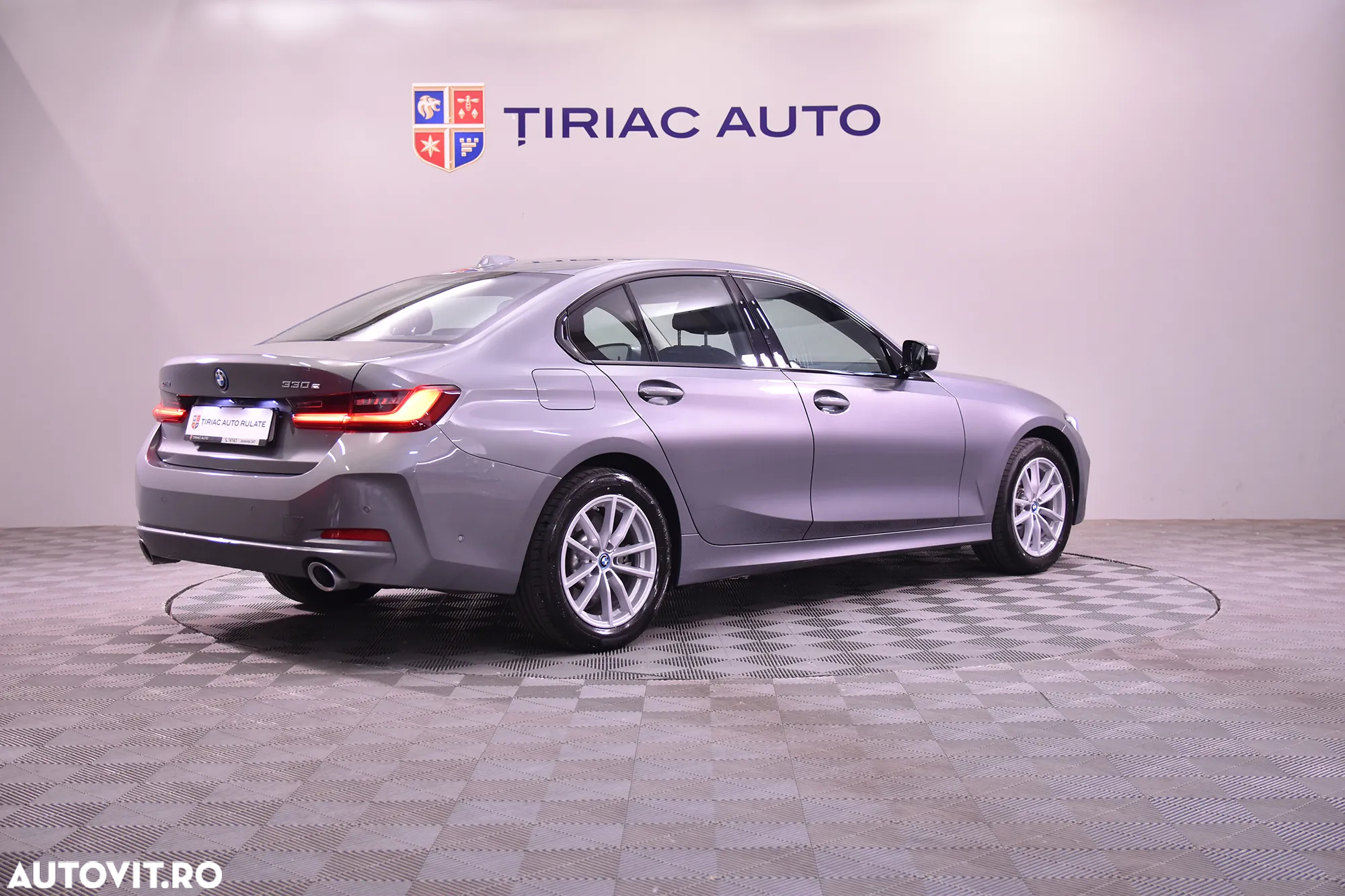 BMW Seria 3 330e xDrive AT PHEV - 5