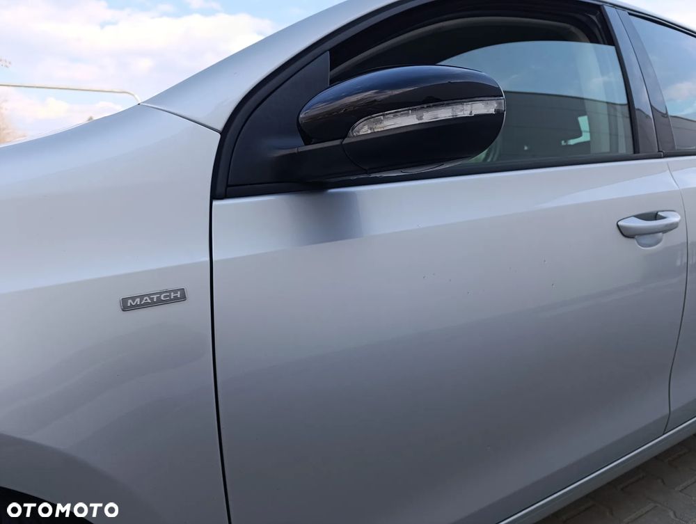 Volkswagen Golf 1.6 TDI DPF BlueMotion Technology MATCH - 22