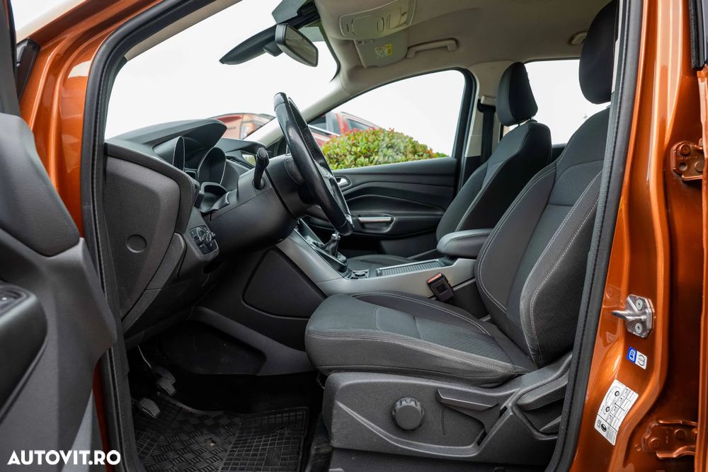 Ford Kuga 1.5 EcoBoost 2WD Trend - 22
