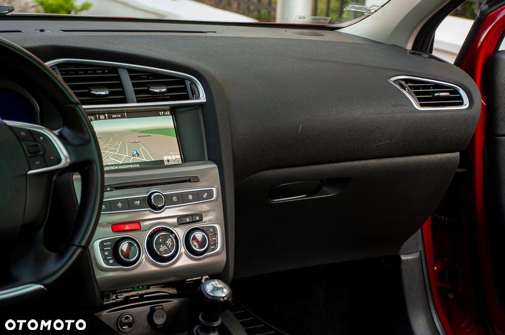 Citroën C4 BlueHDi 120 Stop&Start Business Class - 33