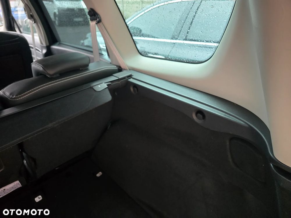 Renault Scenic Energy TCe 130 S&S Xmod Bose Edition - 39