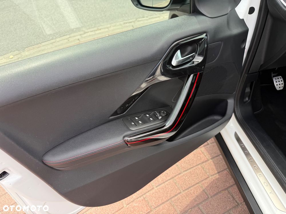Peugeot 2008 PureTech 130 Stop&Start GT-Line Edition - 18