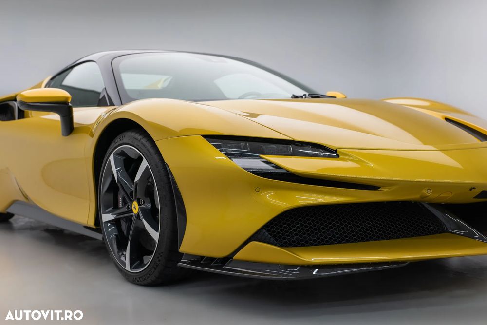 Ferrari SF90 Stradale - 13