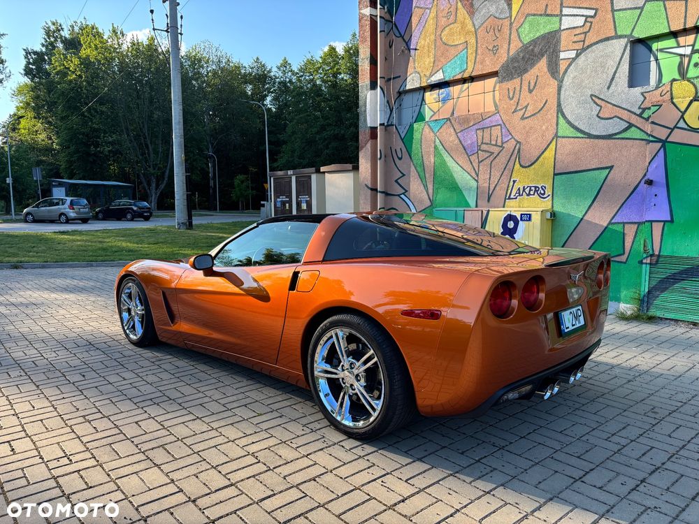 Chevrolet Corvette - 9