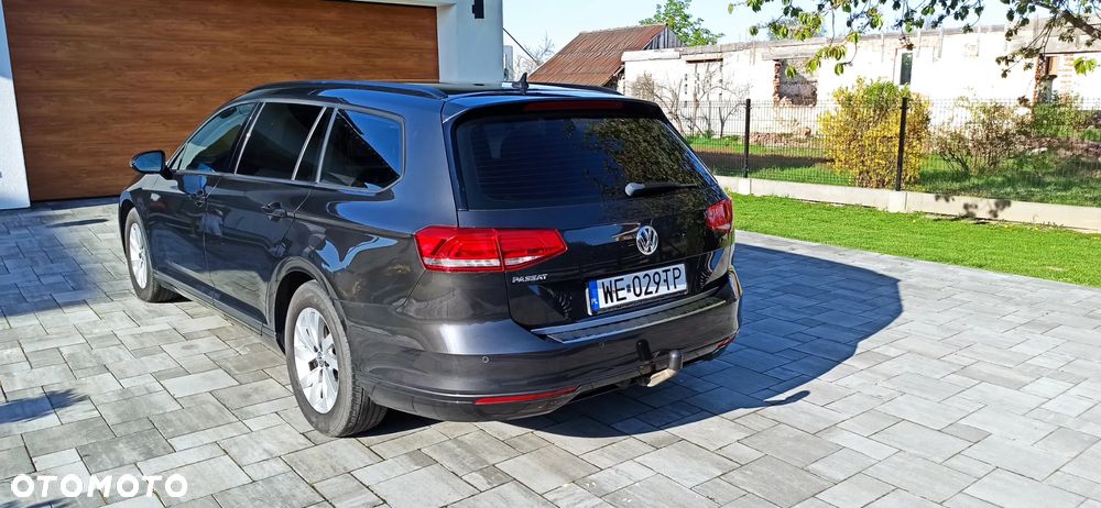 Volkswagen Passat 2.0 TDI SCR Comfortline - 4