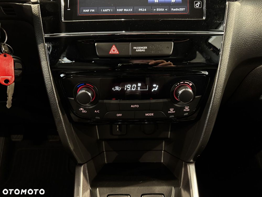 Suzuki Vitara - 25