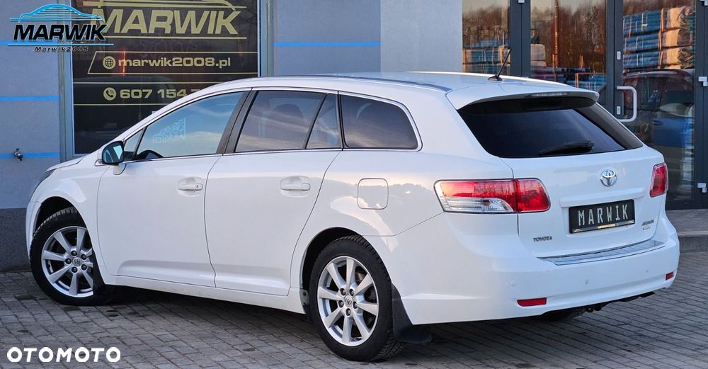 Toyota Avensis - 6