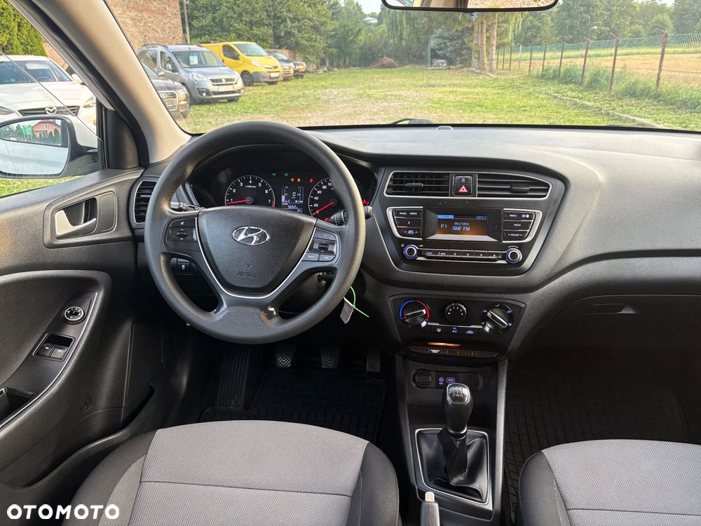 Hyundai i20 1.2 BlueDrive Classic + - 19