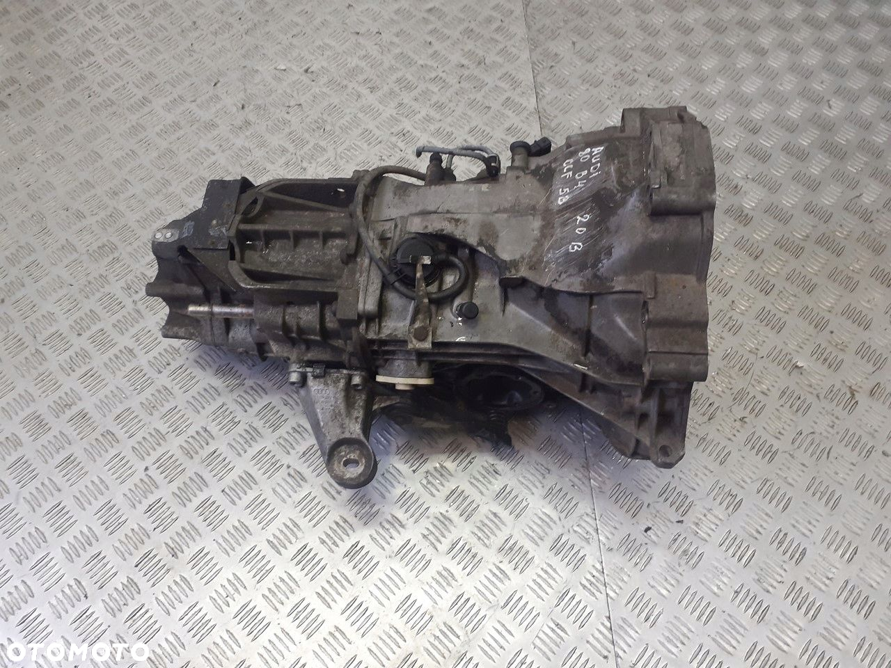SKRZYNIA BIEGÓW AUDI 80 B4 2.0 CCG - 3
