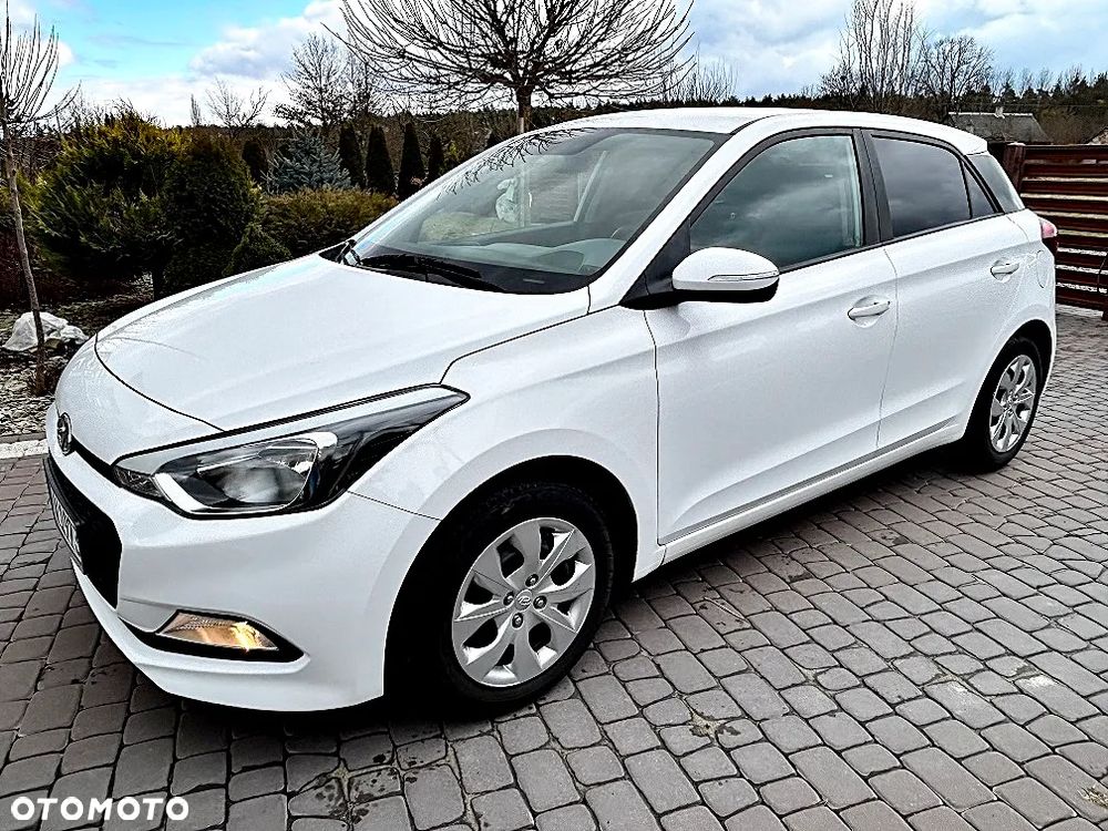 Hyundai i20 blue 1.2 YES Gold - 11