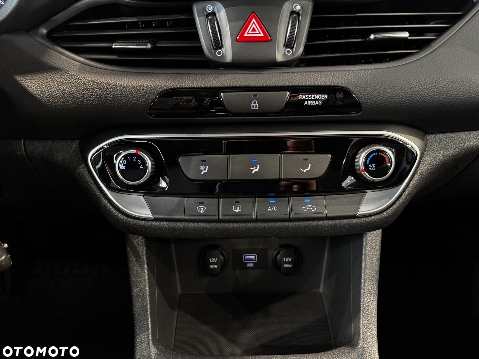 Hyundai i30 - 22