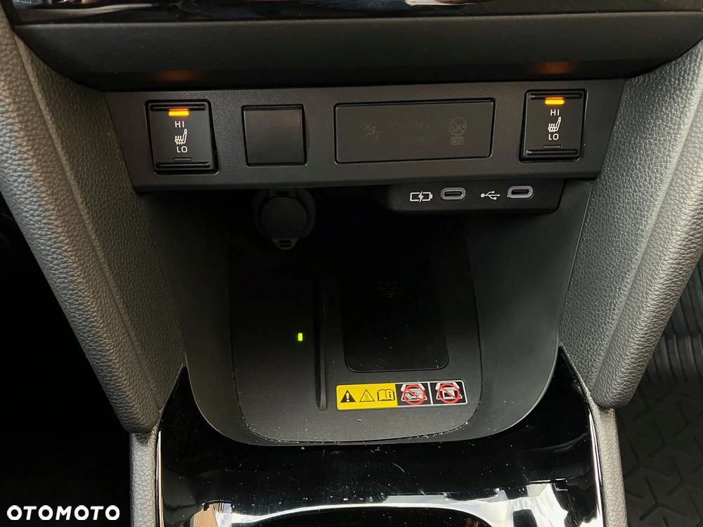 Toyota Yaris Cross Hybrid 1.5 Style - 32