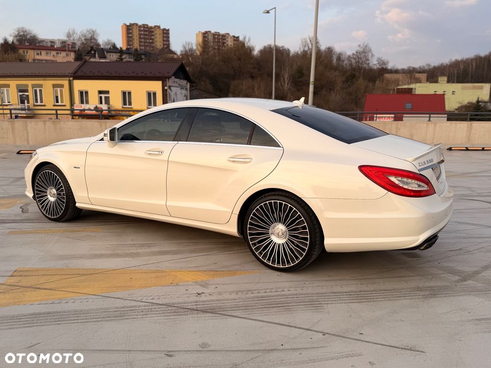 Mercedes-Benz CLS 500 BlueEffICIENCY - 4