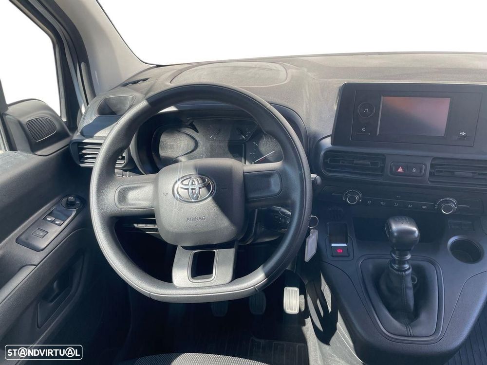 Toyota Proace - 13