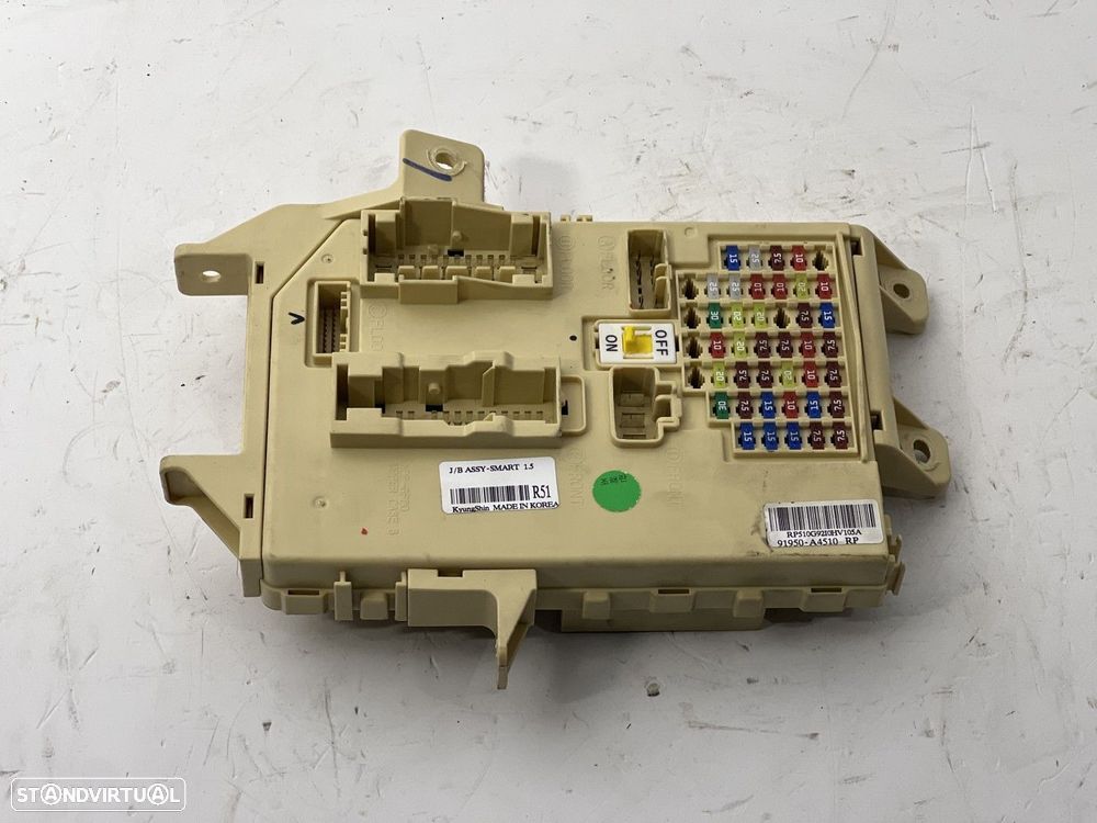 Caixa de Fusíveis Bsi KIA CARENS IV REF. 91950A4510 - 2