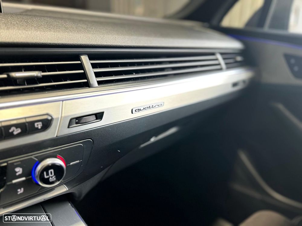 Audi Q7 3.0 TDI quattro S-line Tiptronic 7L - 11