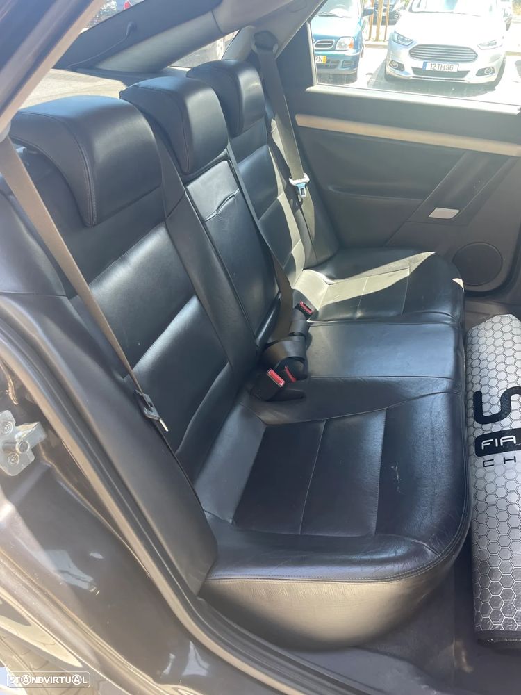 Opel Vectra GTS 2.2 DTi - 9