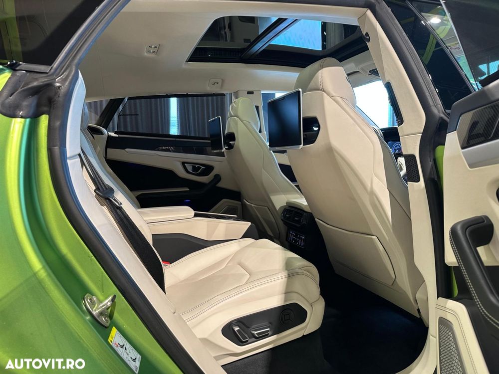 Lamborghini URUS - 5