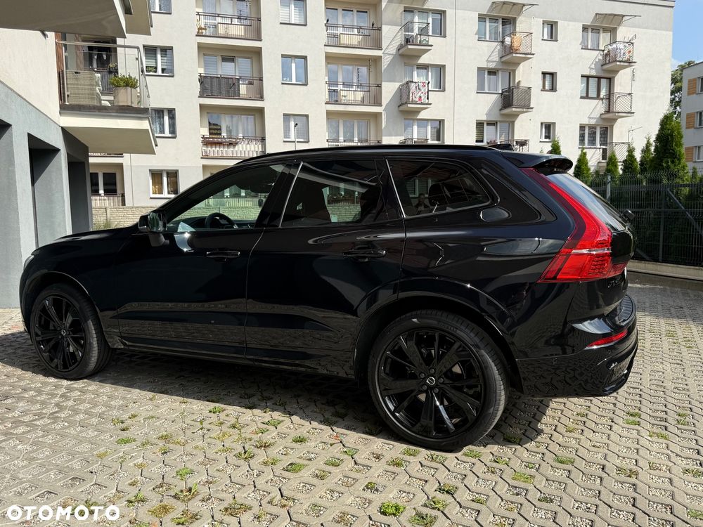 Volvo XC 60 B5 B AWD Ultra Black Edition - 3