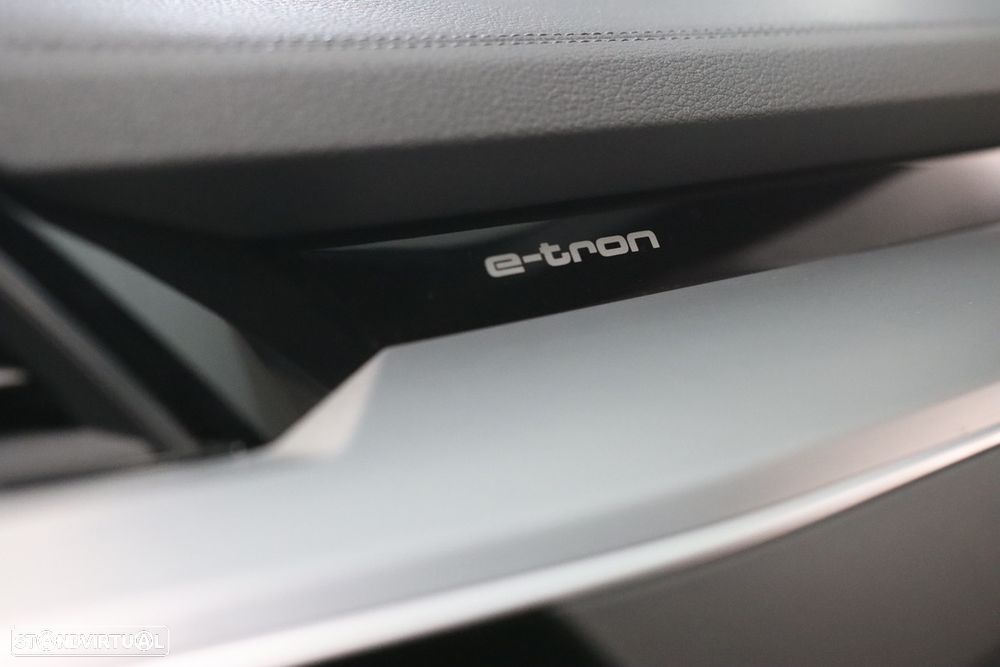 Audi e-tron 55 quattro S line - 18