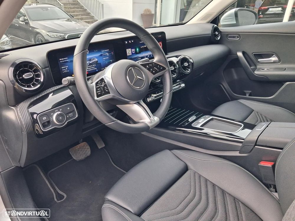 Mercedes-Benz A 200 Standard - 10