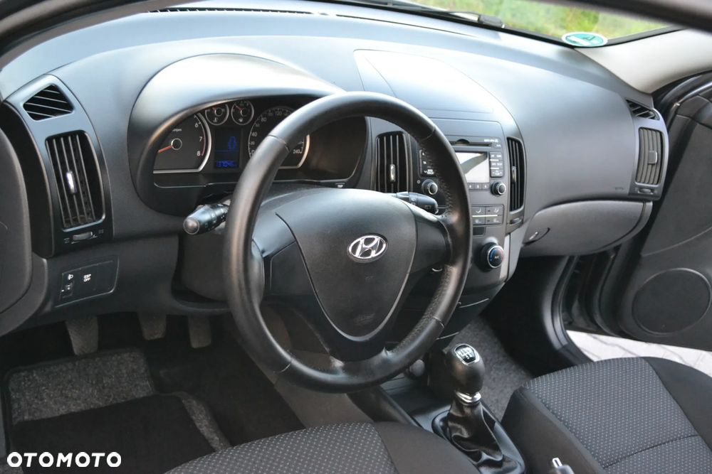 Hyundai i30 1.4 Blue Comfort - 20