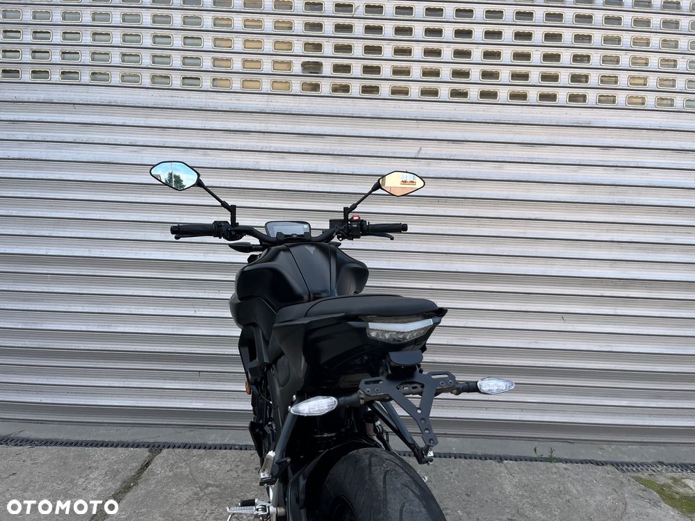 Yamaha MT - 12